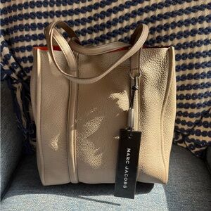 Marc Jacobs The Tote Bag